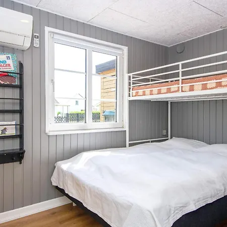 6 Person In Hejls-by Traum * 하일스