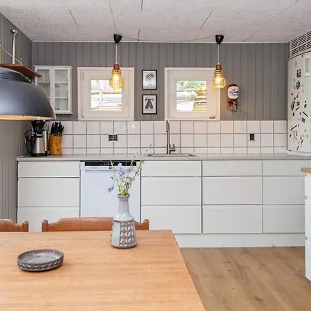 6 Person In Hejls-by Traum * 하일스