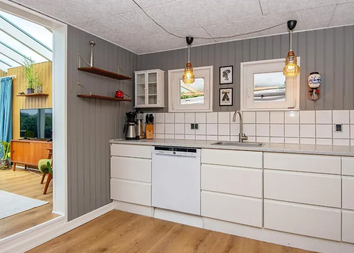 6 Person In Hejls-by Traum * Hejls