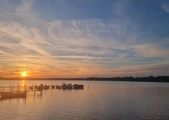 6 Person In Hejls-by Traum *