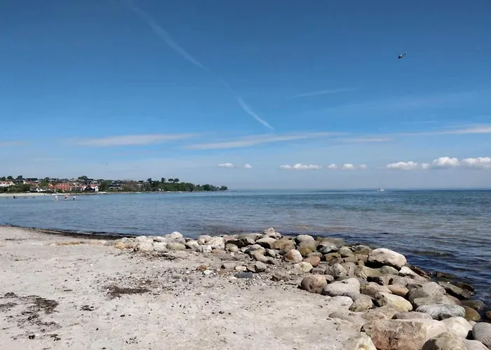 6 Person In Hejls-by Traum *