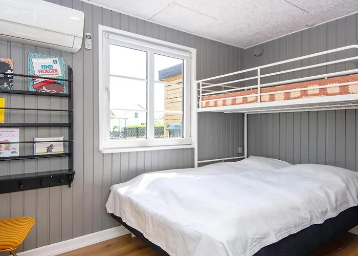 6 Person In Hejls-by Traum * Hejls